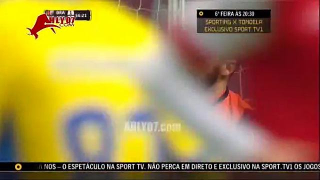 شاهد كوكا يساهم في الهدف الاول لسبورتنج براجا في الدوري البرتغالي