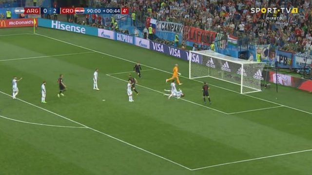 شاهد الهدف الثالث لكرواتيا مذهل ومسخرة ومرمطة السنين في شباك الارجنتين 3-0 كأس العالم 2018
