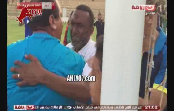 شاهد لحظات عصيبة وبكاء احمد الكأس بعد اصابة حارس ابو قير بين الحياة والموت