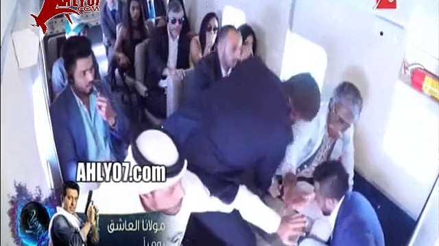 شاهد لحظة ضرب ابراهيم سعيد في برنامج رامز