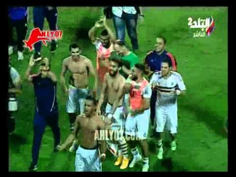 احتفال لاعبو الزمالك ومرتضى منصور والجمهور بالدوري بعد مباراة النصر