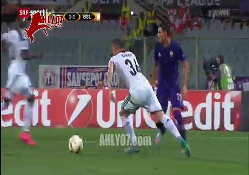 النني يحرز هدف الفوز على فيورنتينا في الدوري الأوروبي 2-1 لبازل 17 سبتمبر 2015