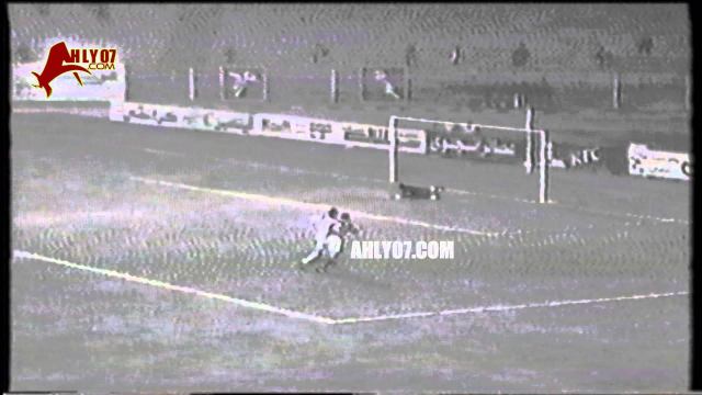 هدف فوز الأهلي 1 مقابل 0 المقاولون العرب لمحمد يوسف الأسبوع الخامس عشر الدوري 17 يناير 1998