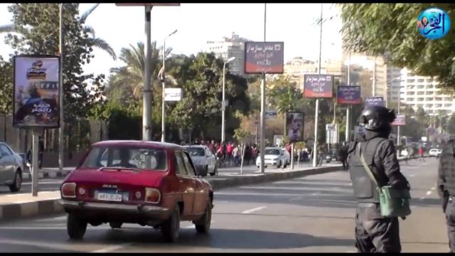 لحظة القبض علي عنصر من عناصر التراس اهلاوي