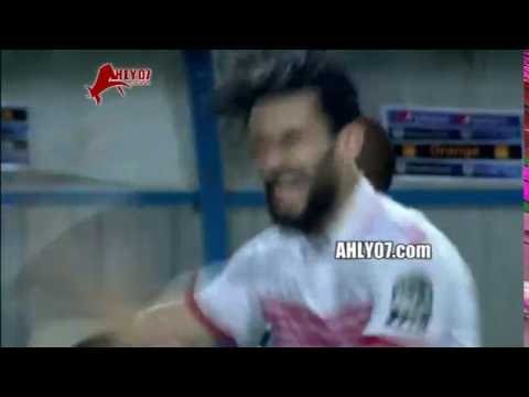 شاهد باسم مرسي يسب والدة شخص في مباراة الزمالك يلعن أبو ***