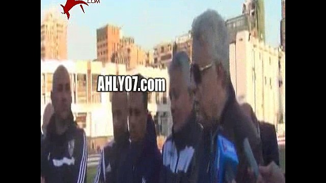 شاهد مرتضى منصور للعيبة الزمالك انتوا اقوى واحرف من لعيبة الاهلي تكسبوهم بسهوله من غير فذلكة