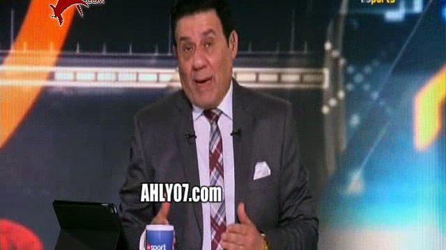 شاهد مدحت شلبي يسب باسم يوسف على الهواء ويصفه بالقرف
