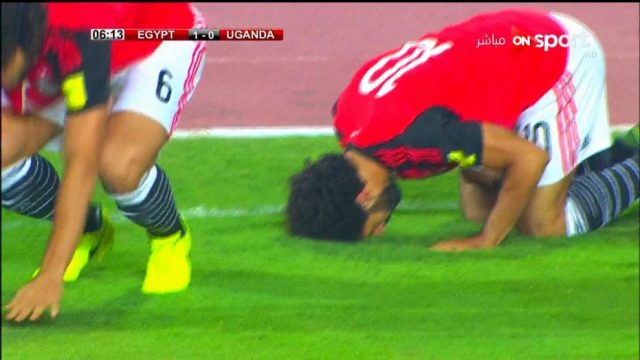هدف منتخب مصر الأول في اوغندا مقابل 0 محمد صلاح تصفيات كأس العالم 2018