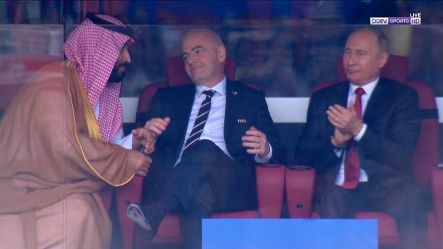 شاهد الهدف الثالث للمنتخب الروسي في السعودية في افتتاح كأس العالم 2018